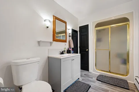 $379,900 | 18 West Redmont Road, Wilmington, DE 19804