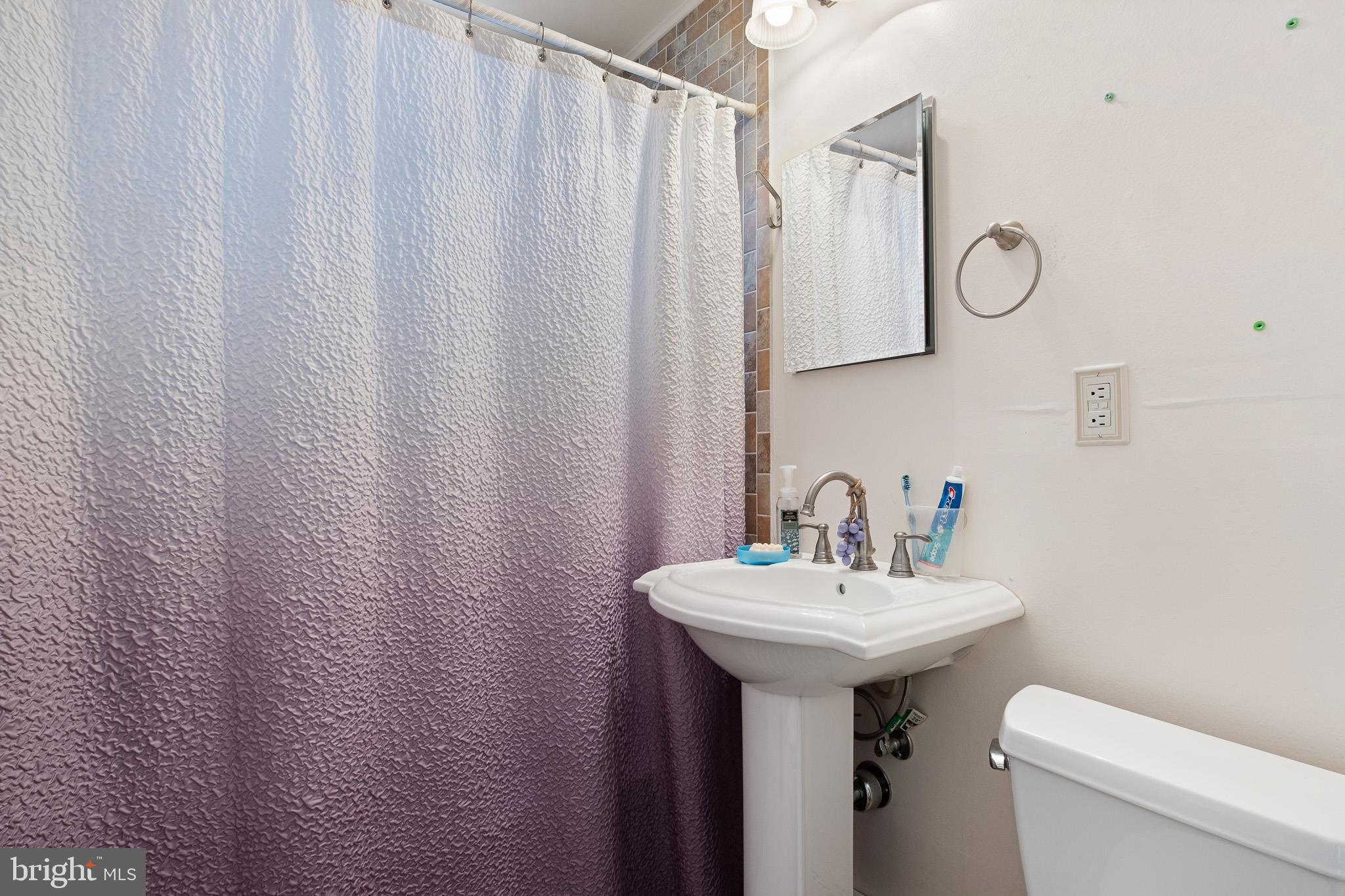 18 West Redmont Road Wilmington, DE 19804 - Photo 23 of 28