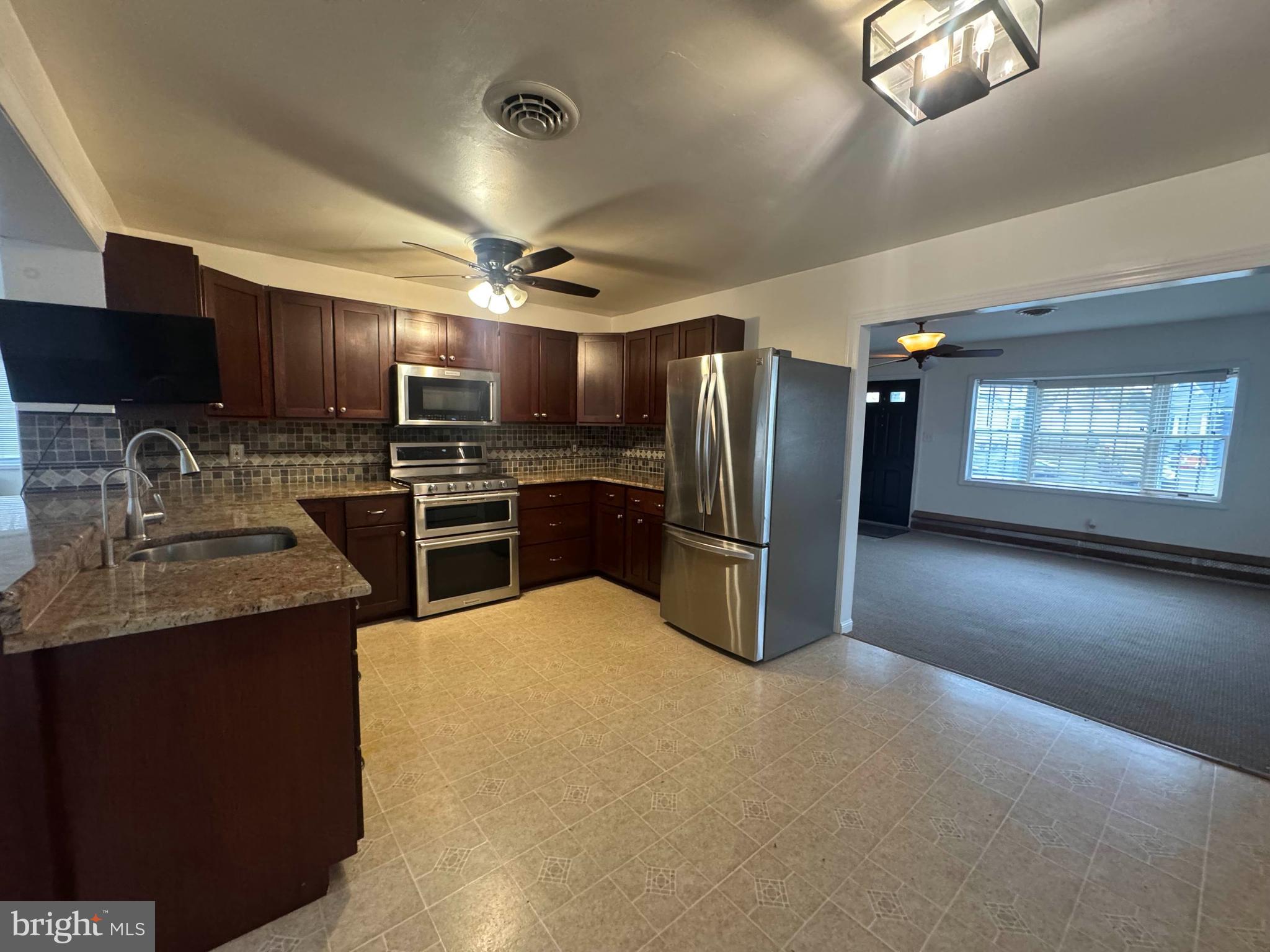 18 West Redmont Road Wilmington, DE 19804 - Photo 9 of 28