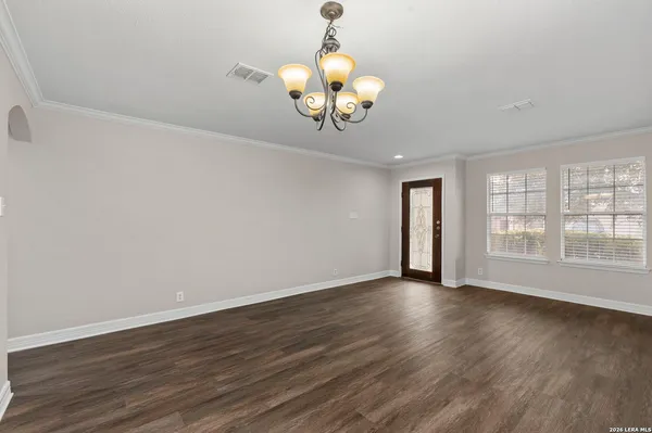 $2,150 | 24614 Maple Crest, San Antonio, TX 78261