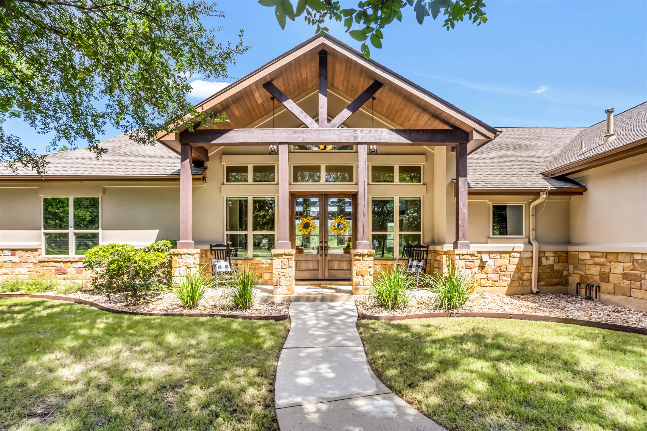 101 Adobe Cove Georgetown, TX 78633 - Photo 2 of 33
