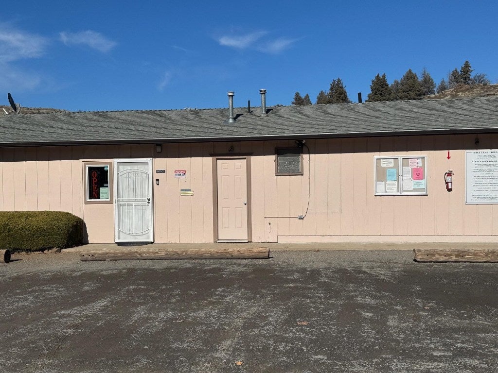 Unit 4-lot 711 Clark Road Hornbrook, CA 96044 - Photo 23 of 33 Gallery Image 23