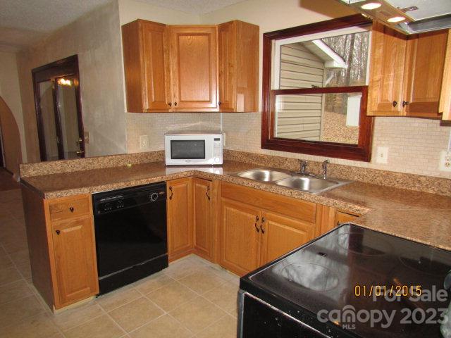 4150 Hampton Road Salisbury, NC 28144 - Photo 5 of 31 Gallery Image 5