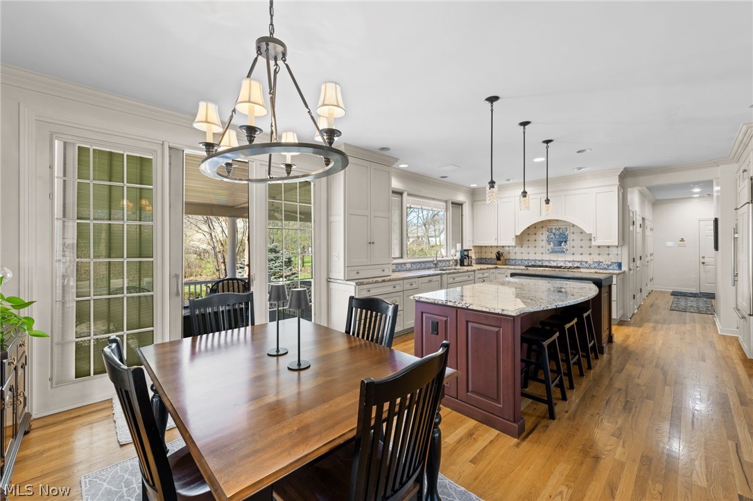 7464 Wetherburn Way Hudson, OH 44236 - Photo 14 of 50 Eat In Kitchen