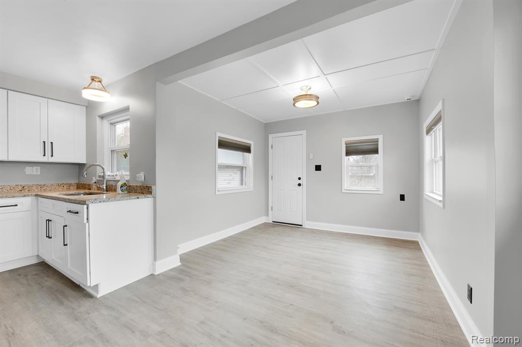 4354 East 10 Mile Road Warren, MI 48091 - Photo 9 of 24
