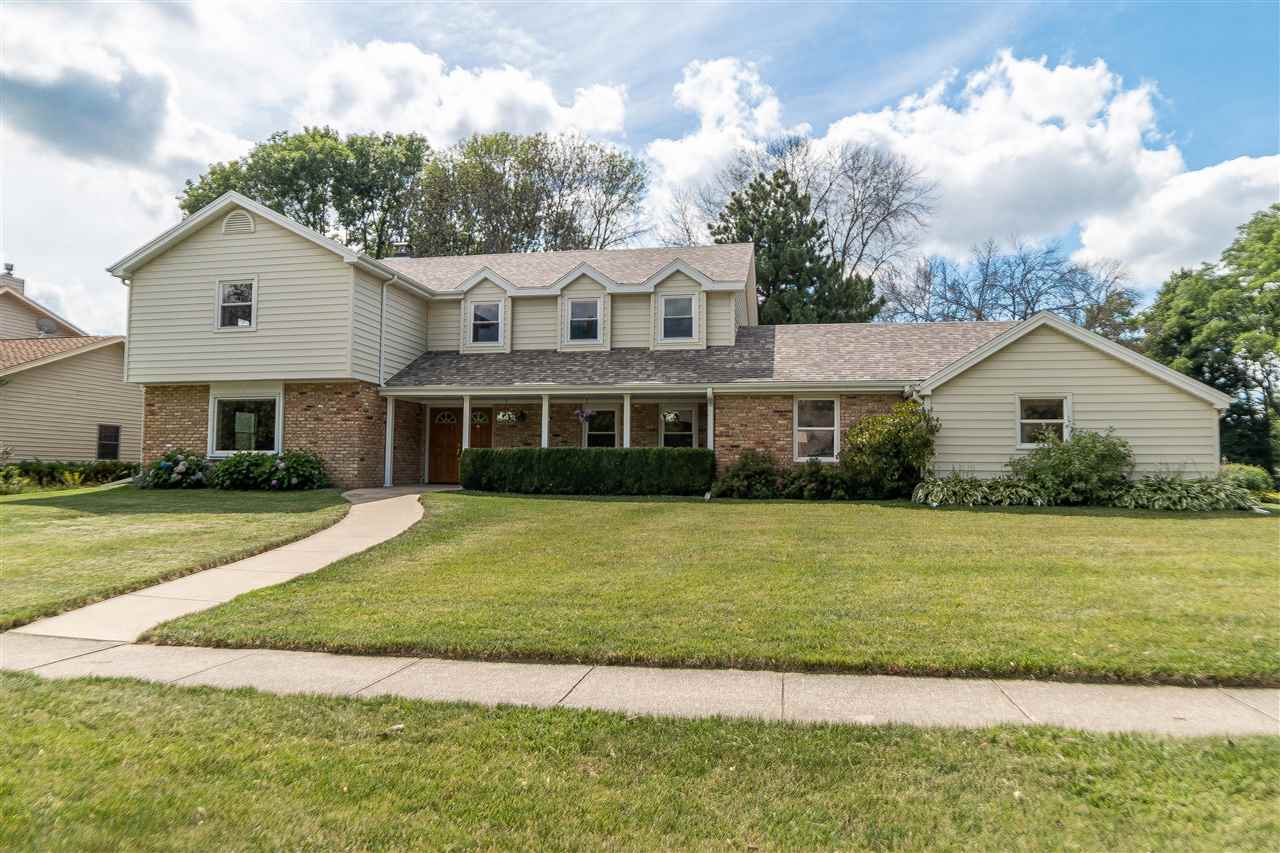 1498 High Country Road Coralville, IA 52241 - Photo 1 of 50 Gallery Image 1