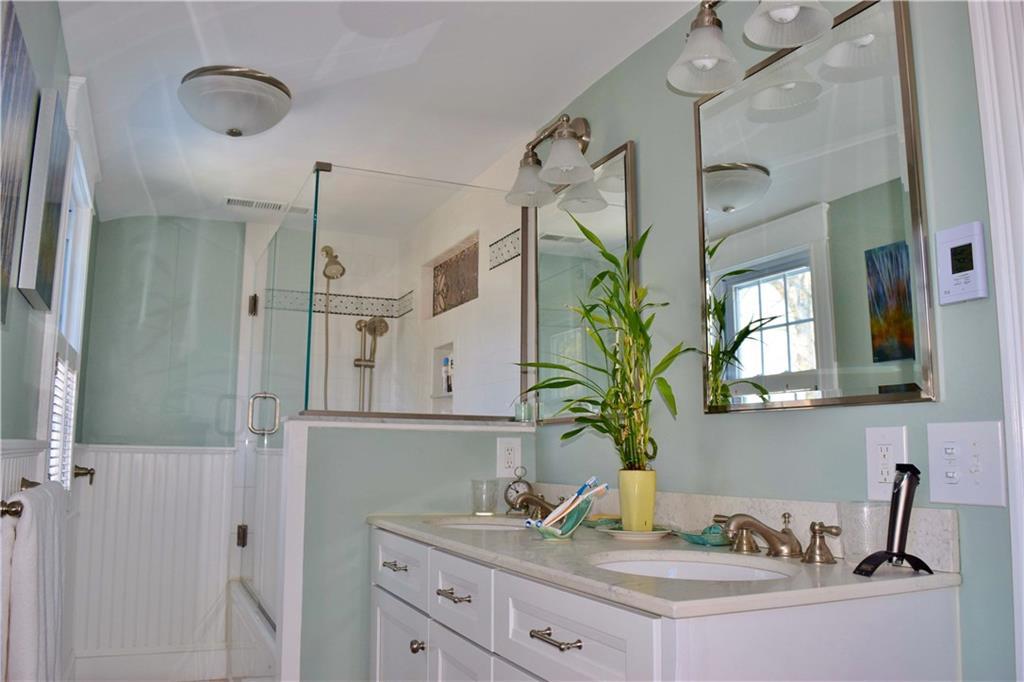 9 Ivie Road Cape Elizabeth, ME 04107 - Photo 23 of 35 Photo