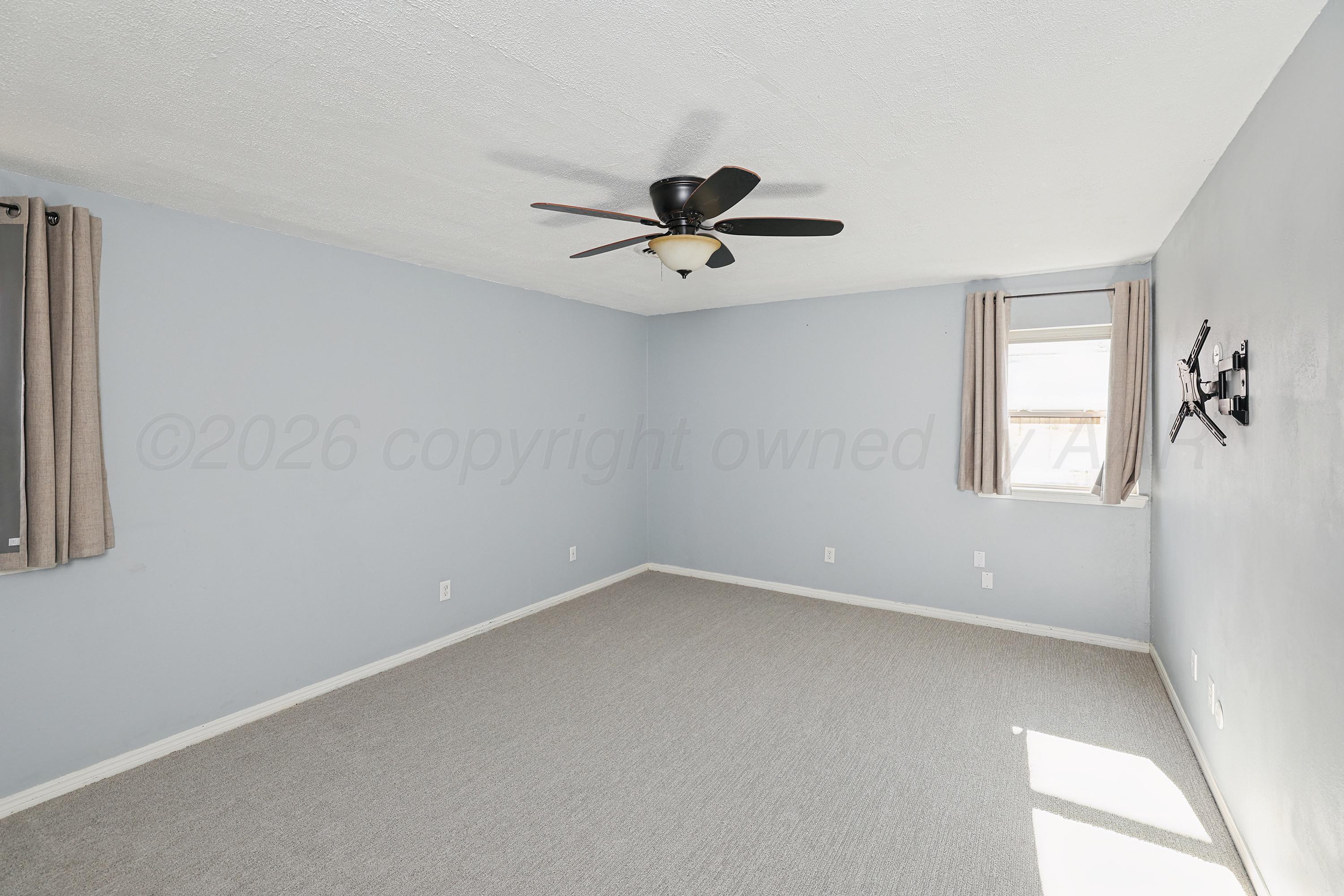 6205 Harvard Street Amarillo, TX 79109 - Photo 15 of 32 Primary Bedroom