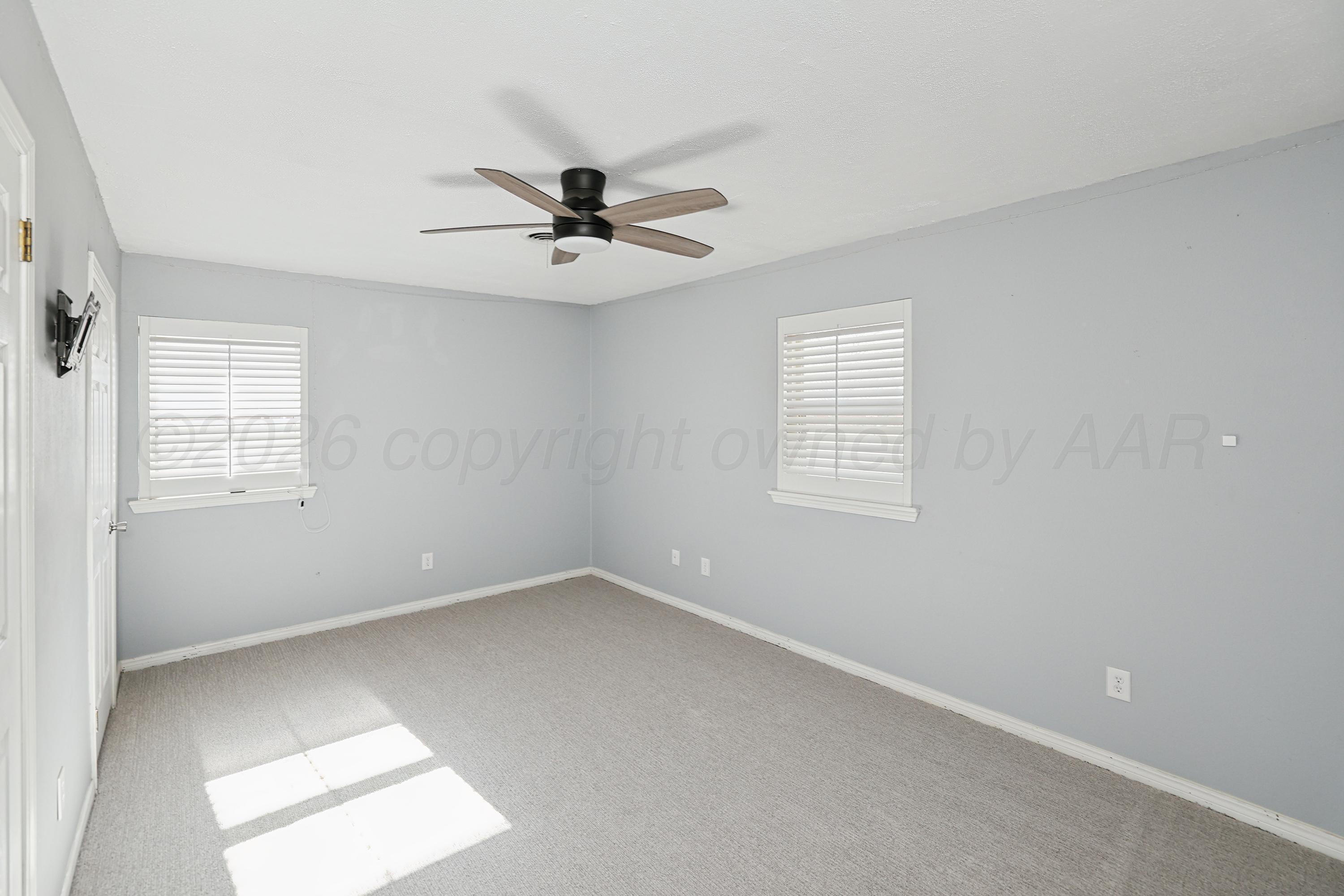 6205 Harvard Street Amarillo, TX 79109 - Photo 22 of 32 3rd Bedroom