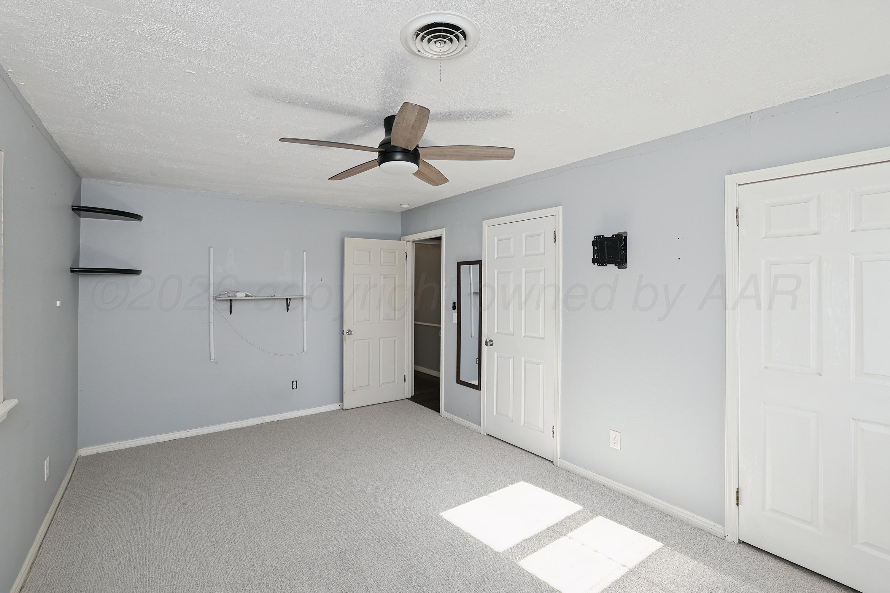 6205 Harvard Street Amarillo, TX 79109 - Photo 24 of 32 3rd Bedroom