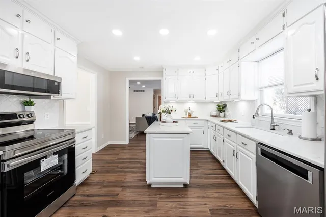 $429,900 | 3 Ryan Circle, Lebanon, IL 62254