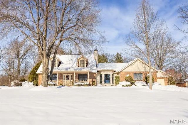 $429,900 | 3 Ryan Circle, Lebanon, IL 62254