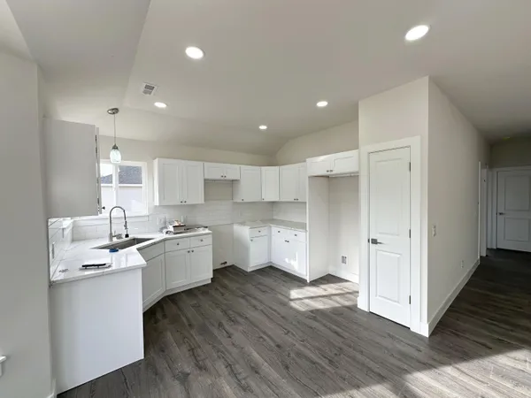 $284,100 | 2029 Grn Acrs Drive, Adrian, MI 49221