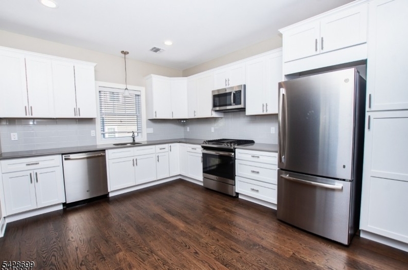 150 Broad Street, Unit B Summit, NJ 07901 - Photo 10 of 15