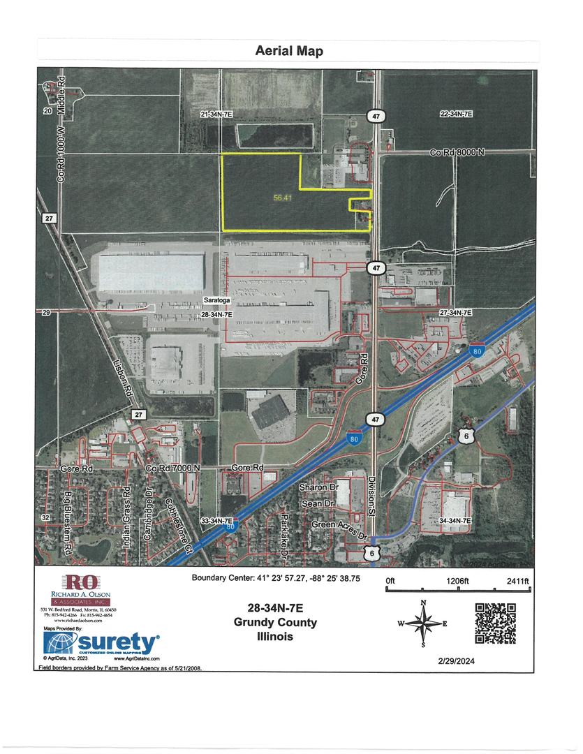 3948 North Division Street Morris, IL 60450 - Photo 3 of 4 a black and white photo of a room