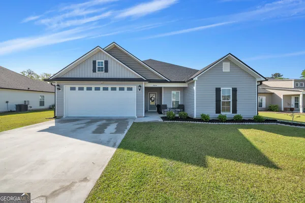 $319,900 | 3824 Renee Place, Hahira, GA 31632
