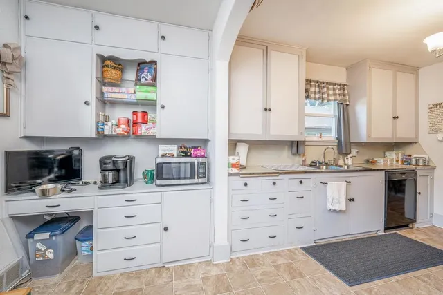 $103,000 | 1114 North B Street, Wellington, KS 67152