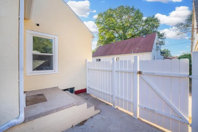 $103,000 | 1114 North B Street, Wellington, KS 67152