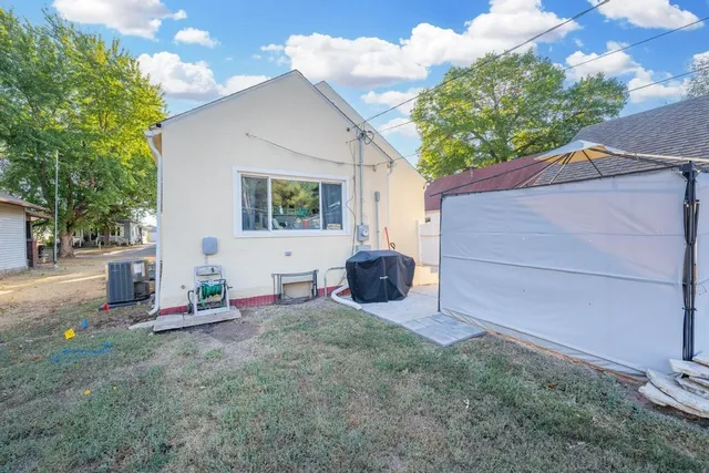 $103,000 | 1114 North B Street, Wellington, KS 67152