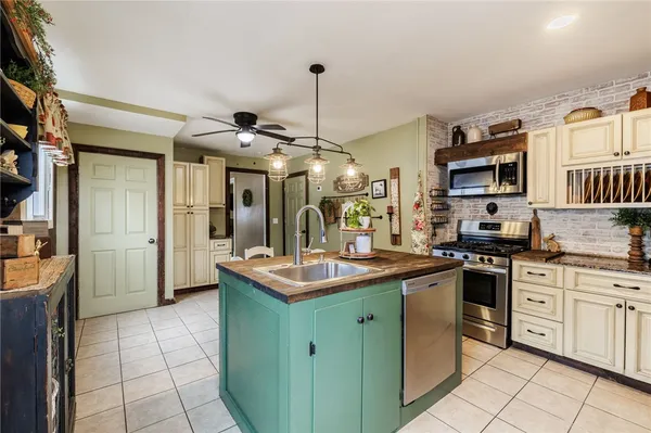 $189,900 | 30 Pearl Street, Batavia City, NY 14020