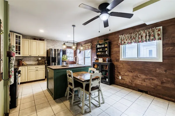 $189,900 | 30 Pearl Street, Batavia City, NY 14020