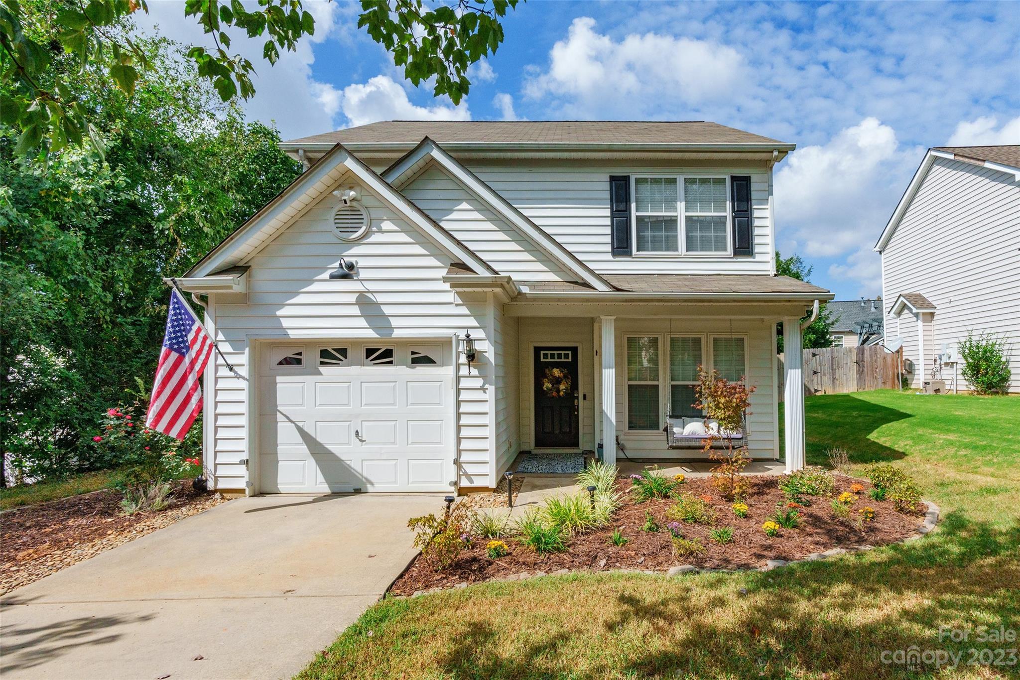 3114 Tanzanite Circle Fort Mill, SC 29708 - Photo 3 of 31 front view of a house with a yard