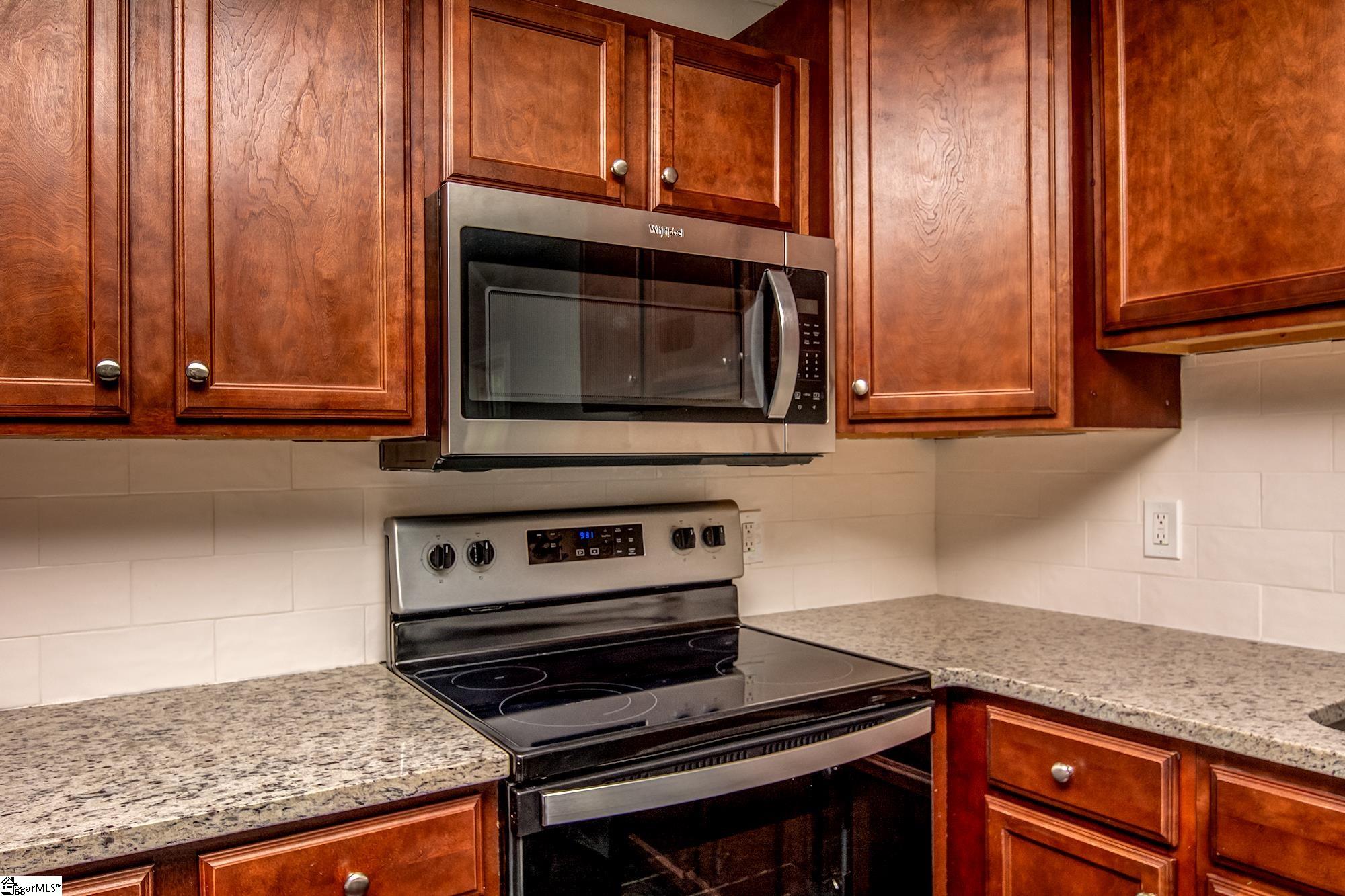 21 Hunt Street Greenville, SC 29611 - Photo 15 of 33