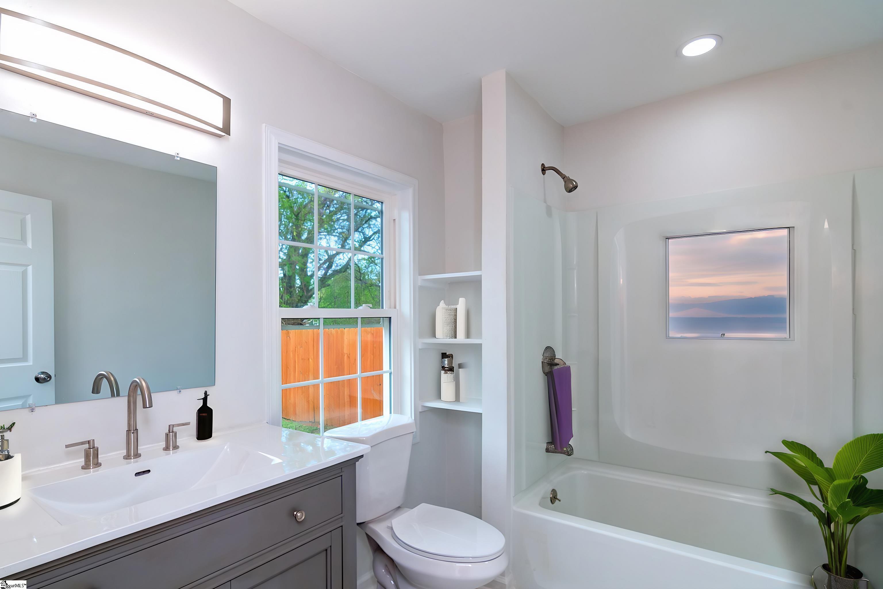 21 Hunt Street Greenville, SC 29611 - Photo 24 of 33