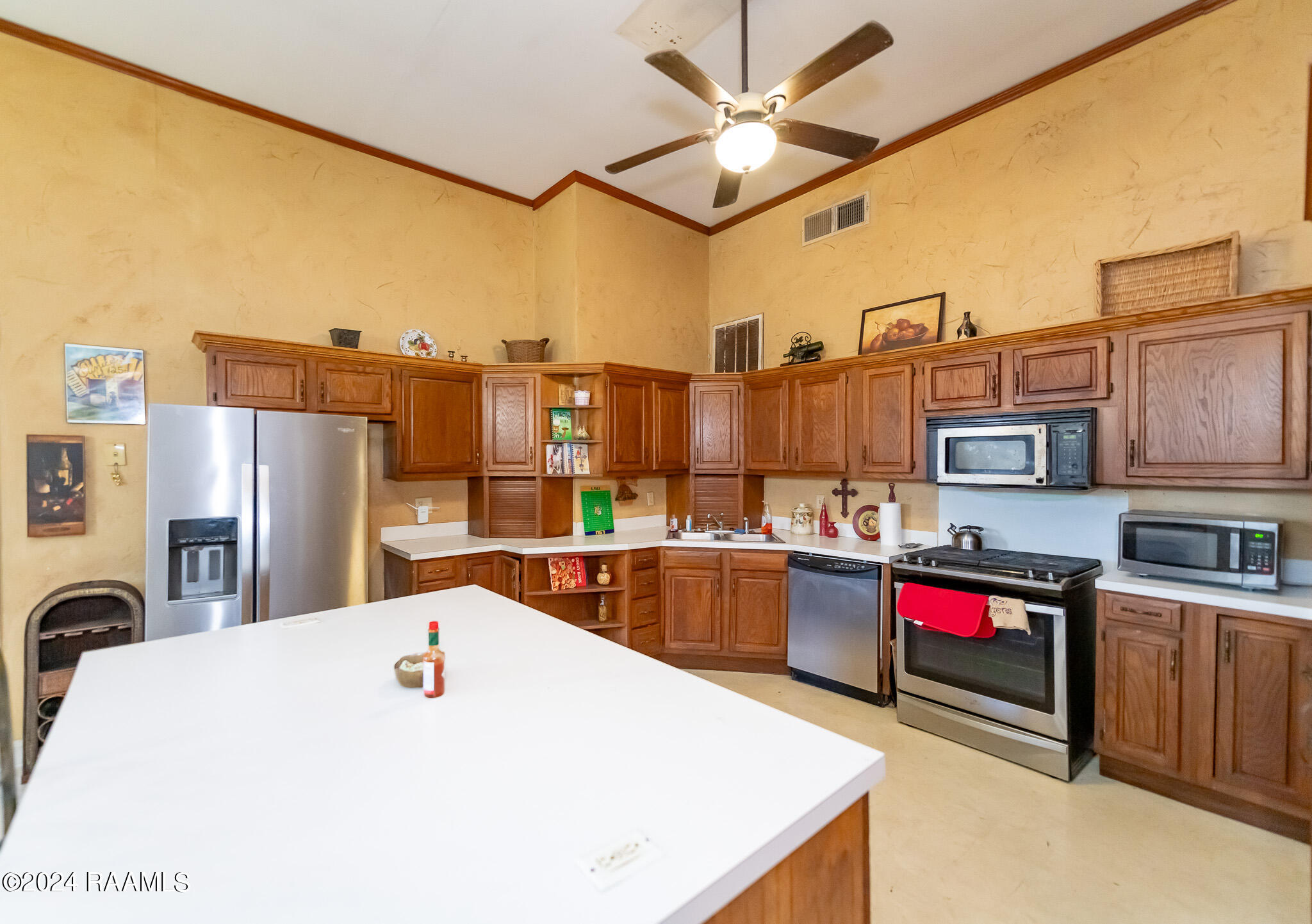 401 South 4th Street Eunice, LA 70535 - Photo 6 of 32 BHP_7955