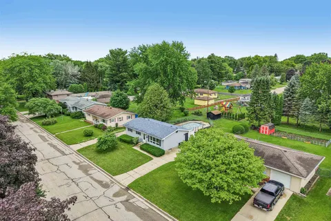 $375,000 | 809 West Street, Stoughton, WI 53589