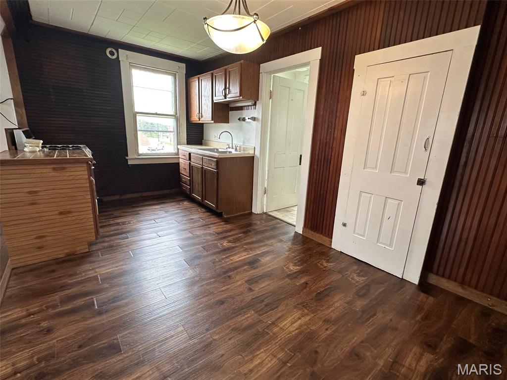821 12th Street Highland, IL 62249 - Photo 2 of 13