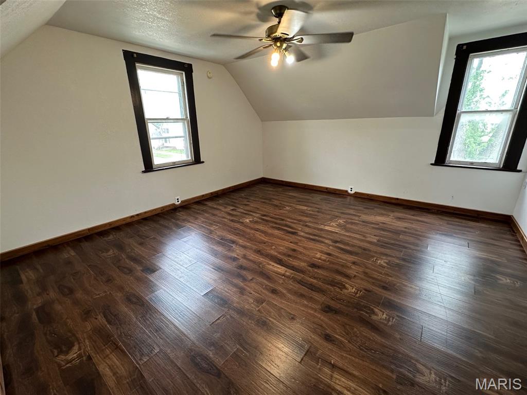 821 12th Street Highland, IL 62249 - Photo 4 of 13