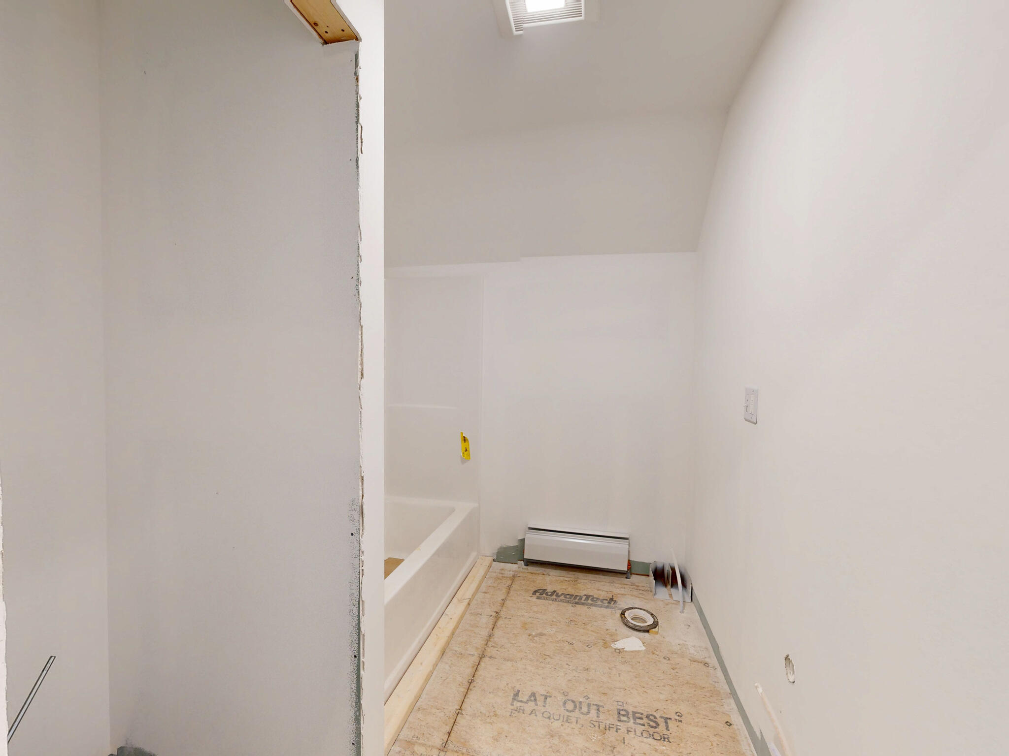 85 Patten Point Road St. George, ME 04859 - Photo 45 of 59 2nd Floor Full Bathroom w/ Baseboard