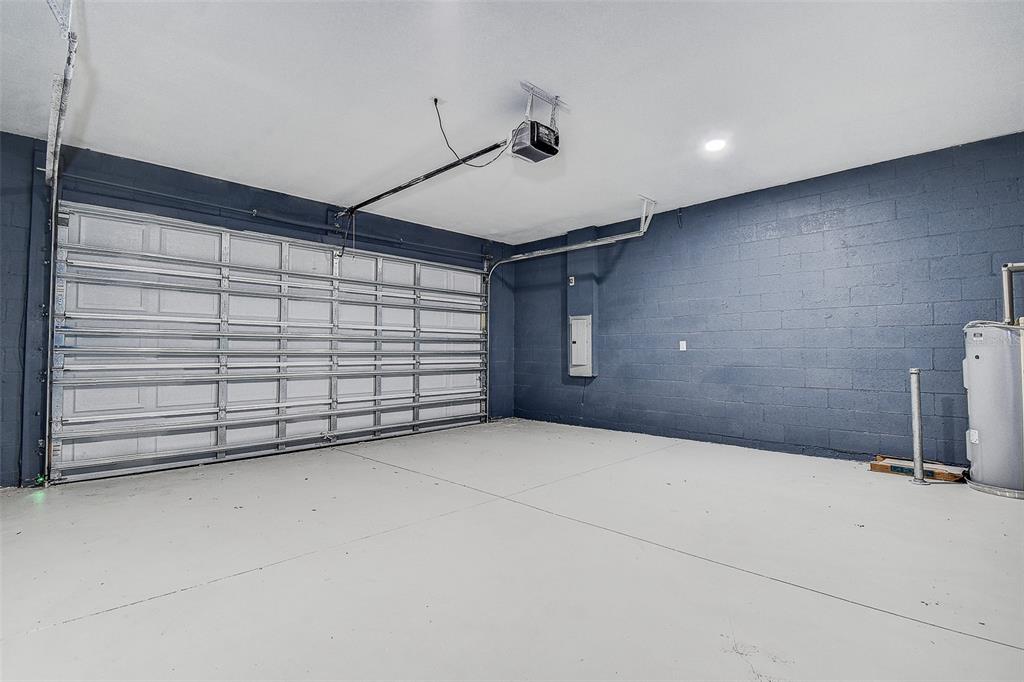 16519 US Highway 41 Spring Hill, FL 34610 - Photo 27 of 37 a view of a garage