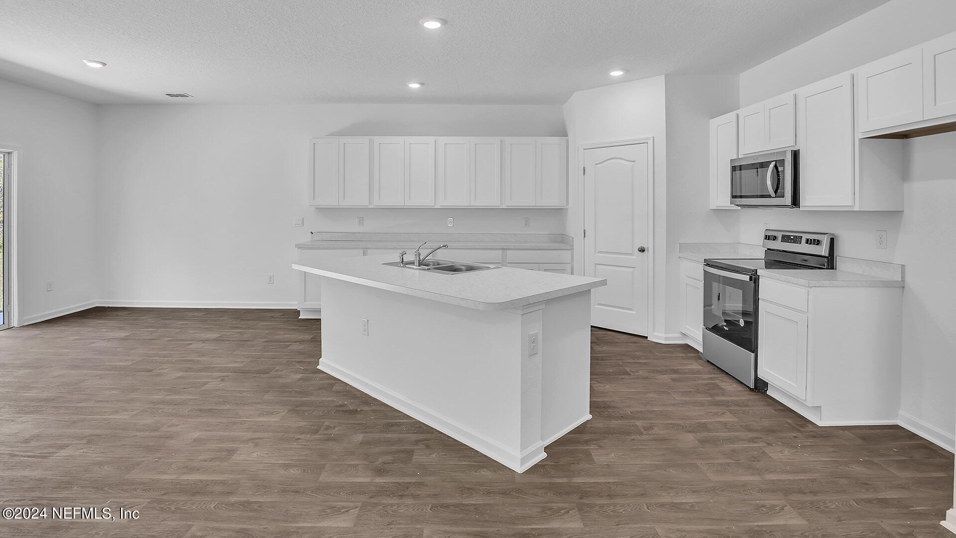 21 Hulett Wds Road Palm Coast, FL 32137 - Photo 9 of 30 0H3A9907