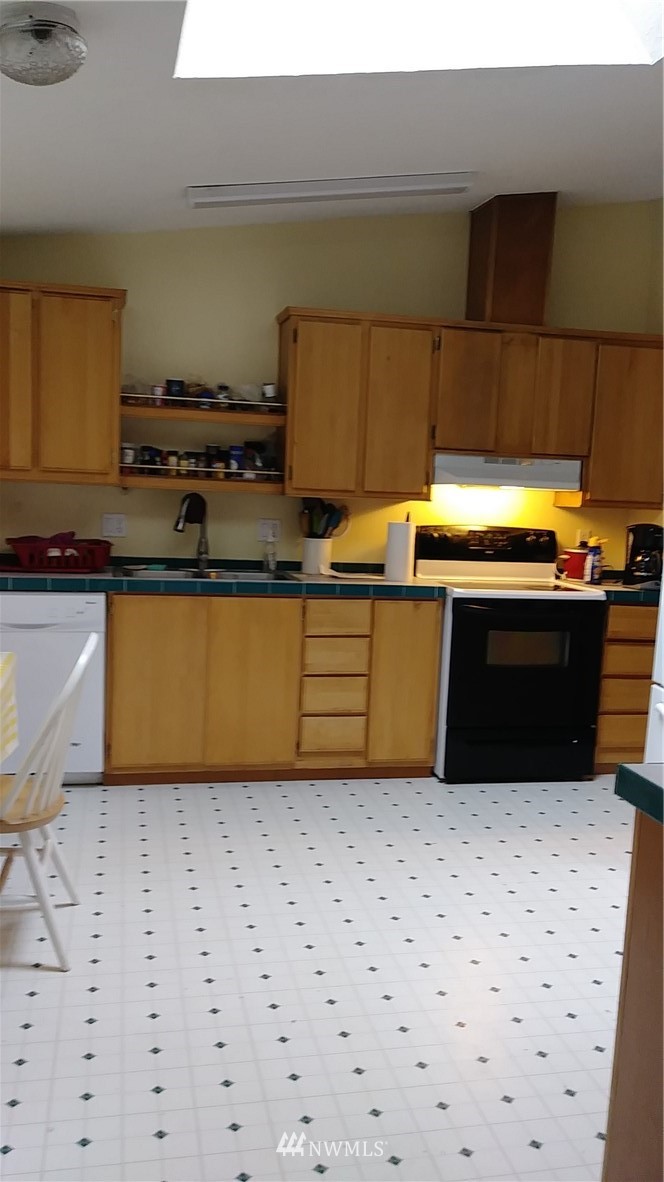 131 East Blake Road Belfair, WA 98528 - Photo 10 of 13 Gallery Image 10
