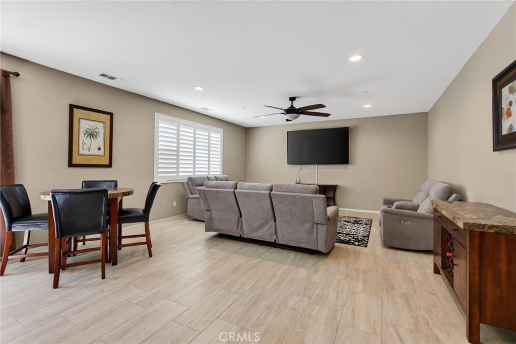16796 Golden Bluff Loop Riverside, CA 92503 - Photo 15 of 47 Gallery Image 15