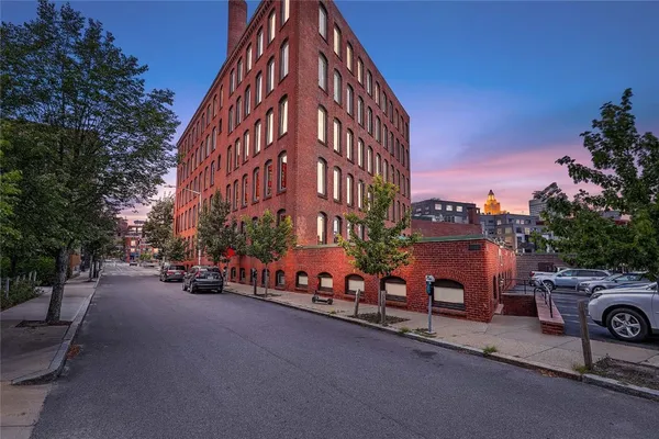 $999,000 | 116 Chestnut Street, Unit L, Providence, RI 02903