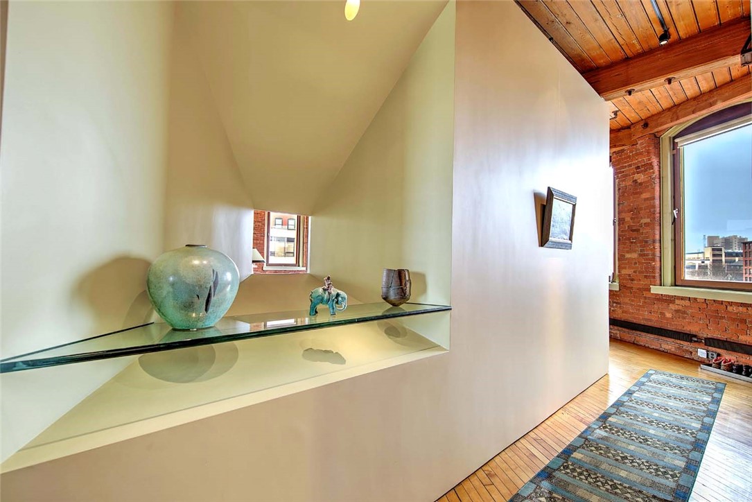 116 Chestnut Street, Unit L Providence, RI 02903 - Photo 4 of 34