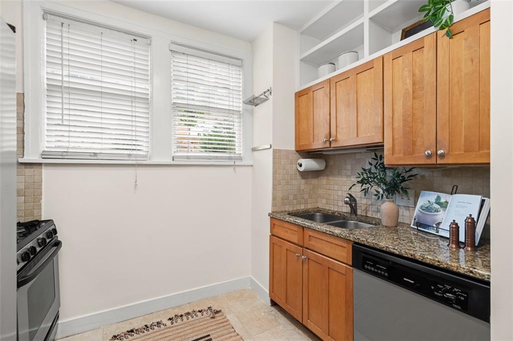 677 Somerset Terrace Northeast, Unit 5D Atlanta, GA 30306 - Photo 28 of 43