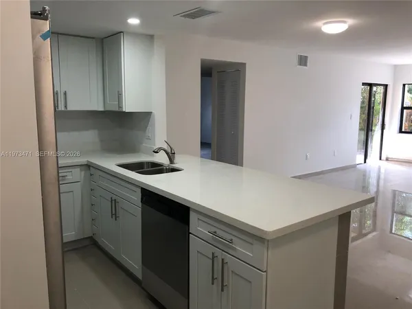 $2,450 | 8883 Fontainebleau Boulevard, Unit 101A, Miami, FL 33172