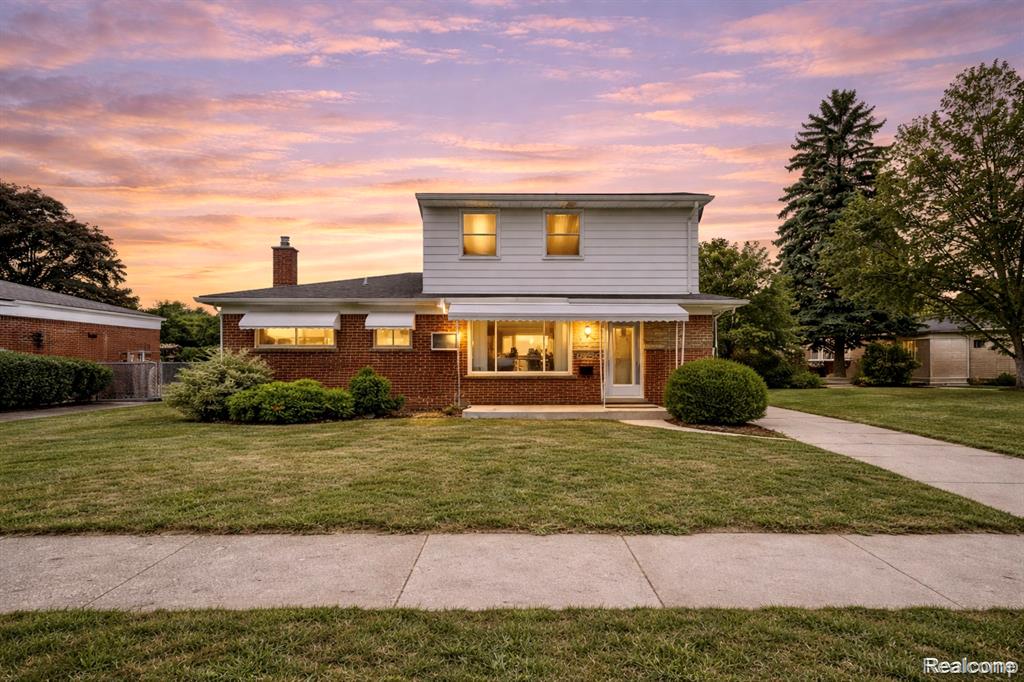 26615 Thomas Warren, MI 48091 - Photo 1 of 23