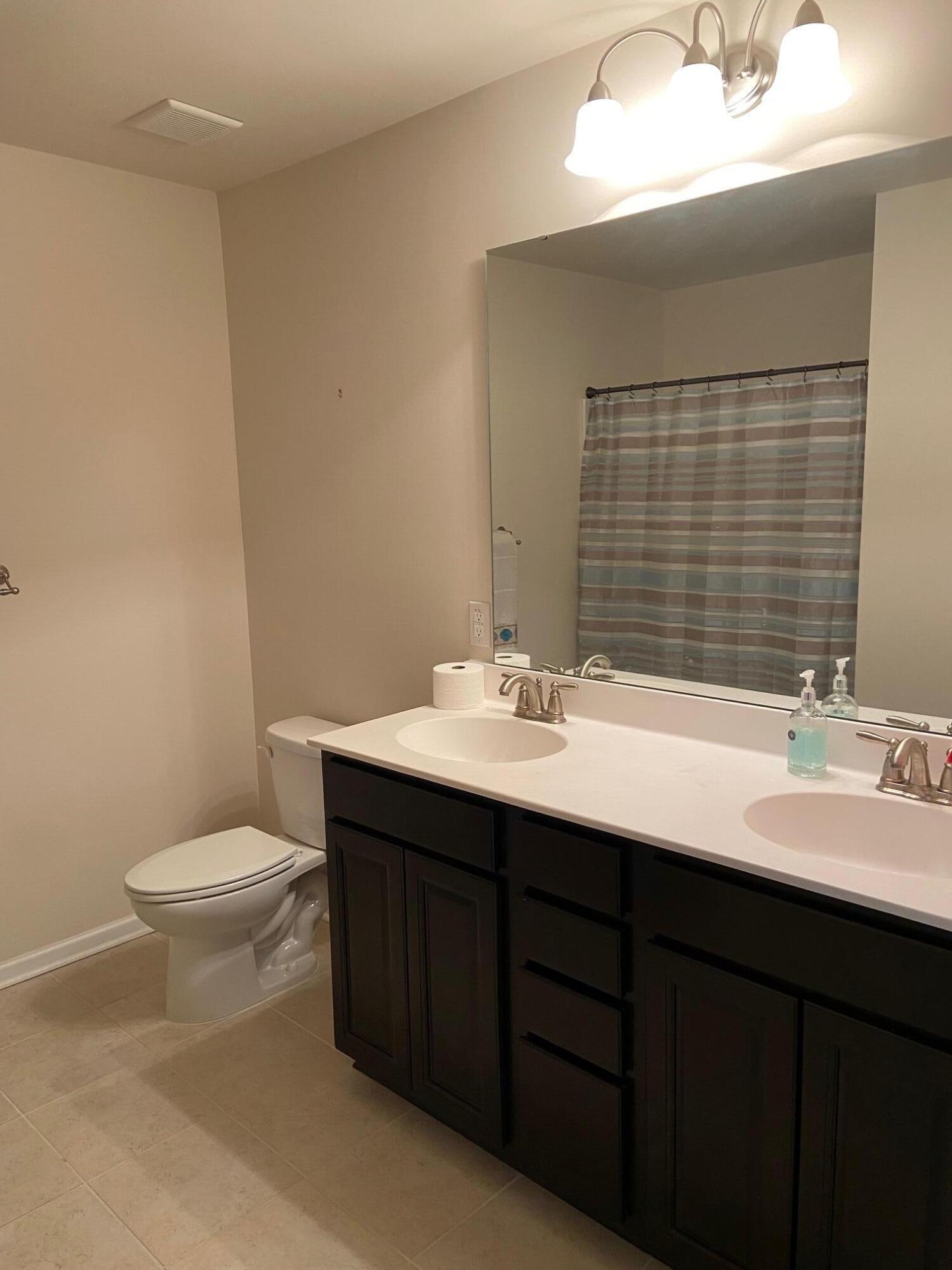 225 Decatur Drive Summerville, SC 29486 - Photo 8 of 14 IMG_3067