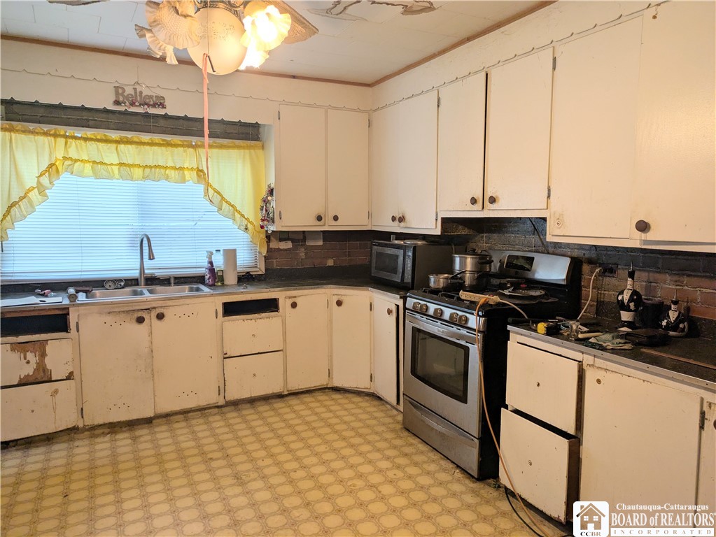 352 South Main Street Jamestown, NY 14701 - Photo 7 of 13