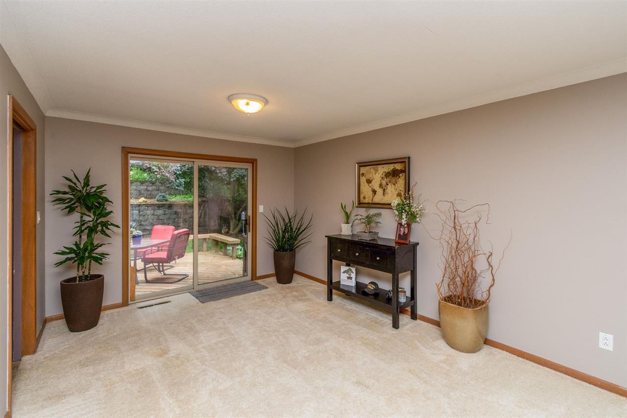 396 Red Fox Road Southeast Cedar Rapids, IA 52403 - Photo 5 of 27 Gallery Image 5