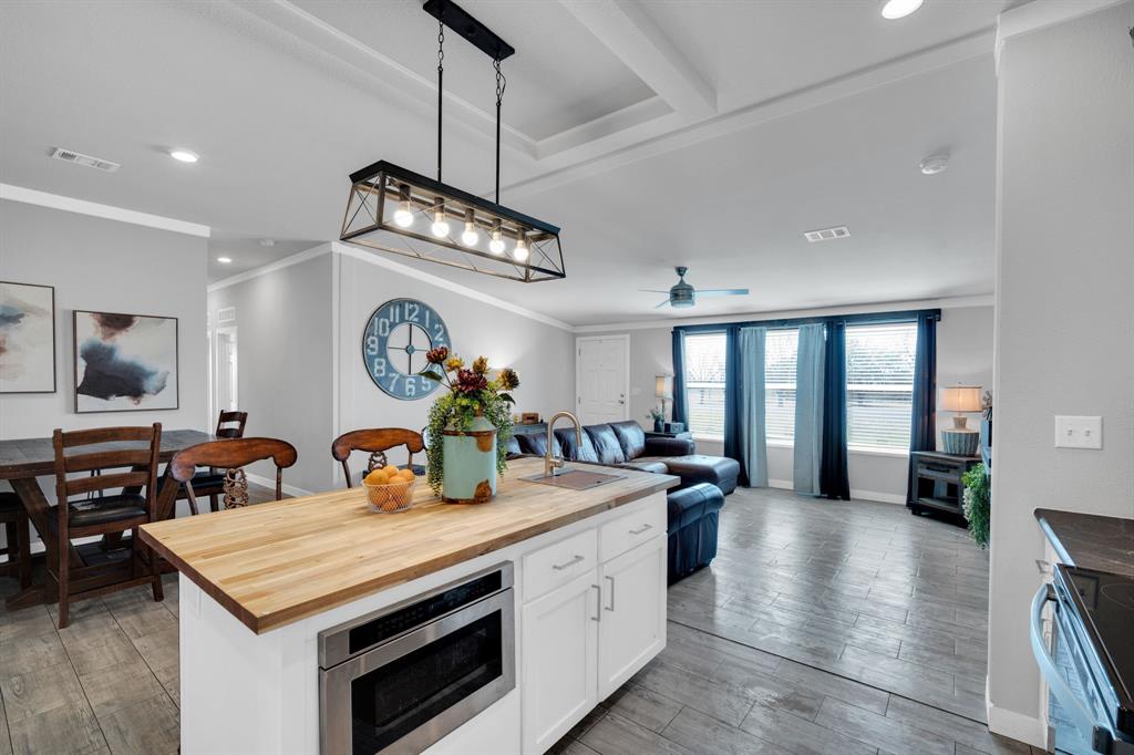 129 Old Blooming Grove Road Italy, TX 76651 - Photo 6 of 22