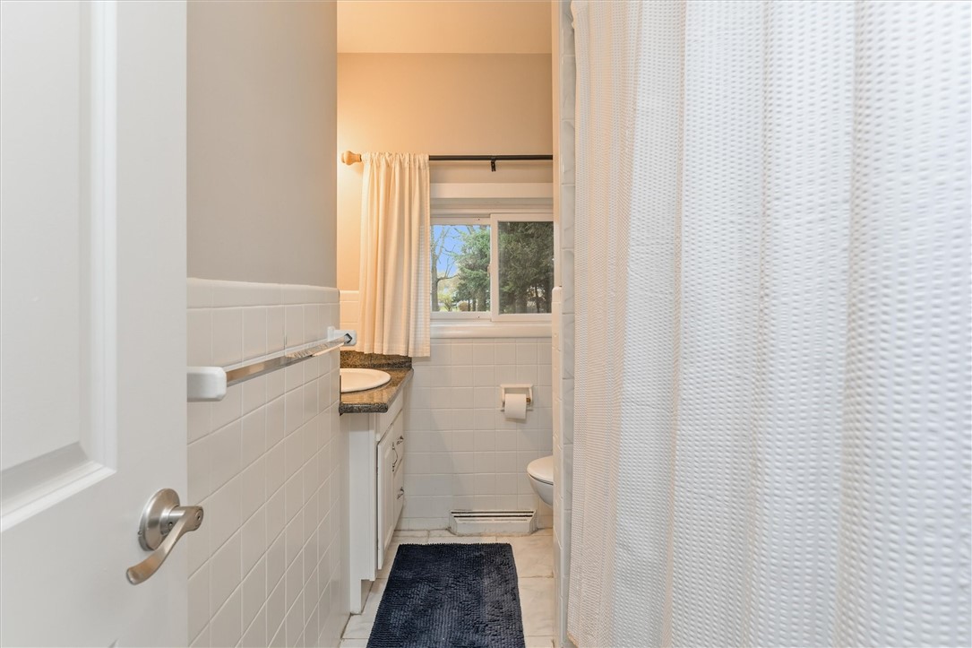 243 Ransford Avenue Irondequoit, NY 14622 - Photo 16 of 29