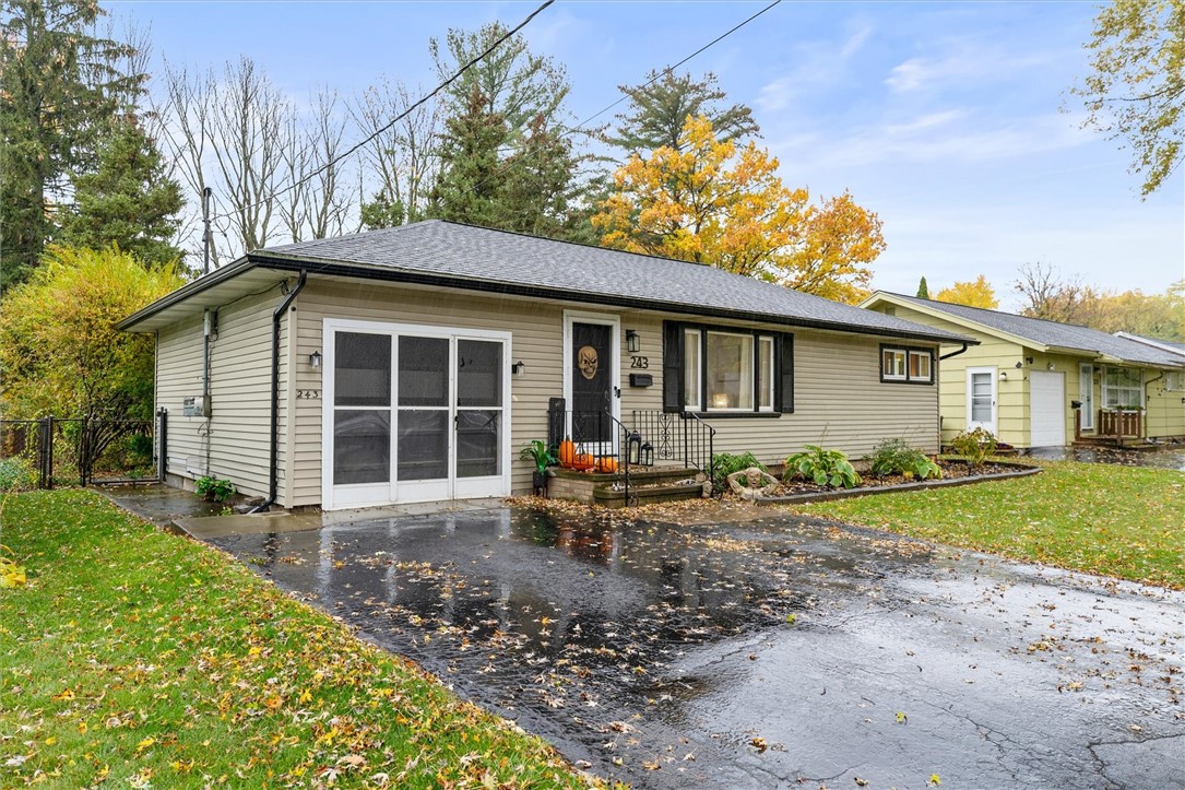 243 Ransford Avenue Irondequoit, NY 14622 - Photo 2 of 29