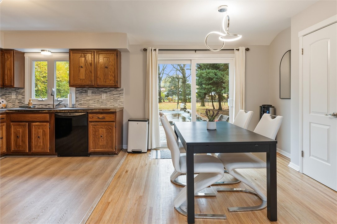 243 Ransford Avenue Irondequoit, NY 14622 - Photo 6 of 29