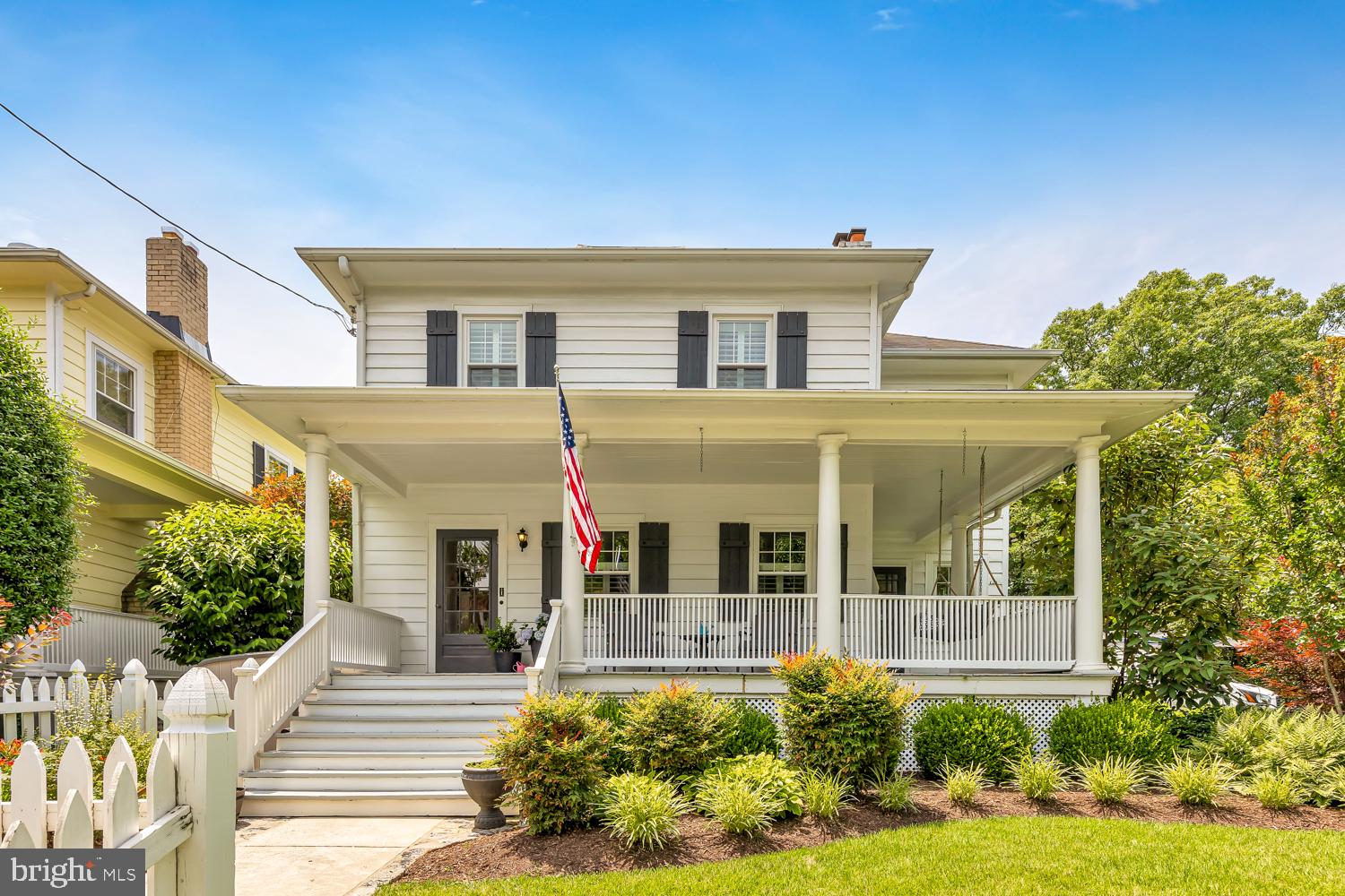 5428 41st Street Northwest Washington, DC 20015 - Photo 2 of 29